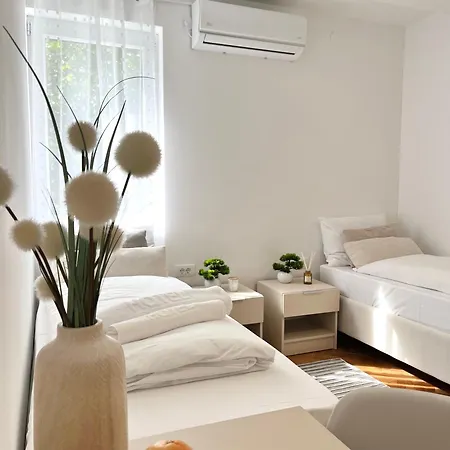 Lägenhetshotell Talia Ni