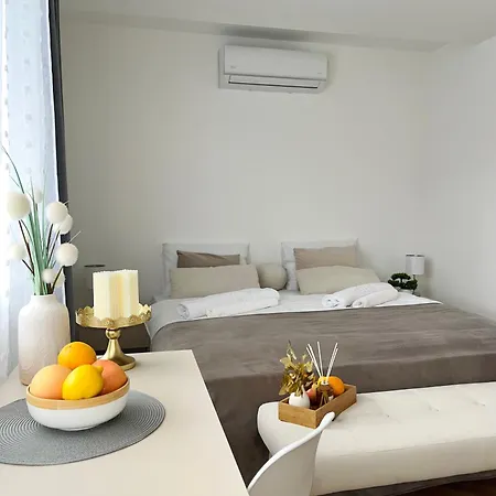 Lägenhetshotell Talia Ni