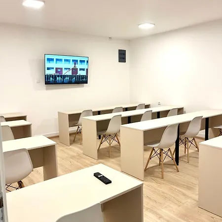 Talia Lägenhetshotell Ni